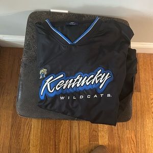 Kentucky Wildcats Long sleeve Crewneck Windbreaker Size XL